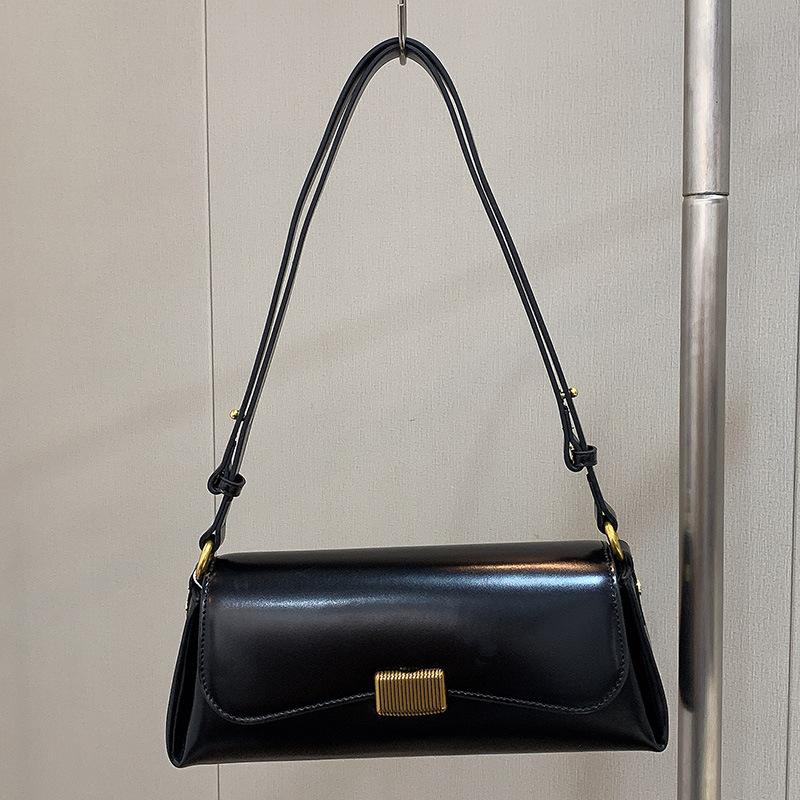 Bag women's niche design retro baguette armpit bag high-end new trendy red crossbody shoulder leather women's bag
