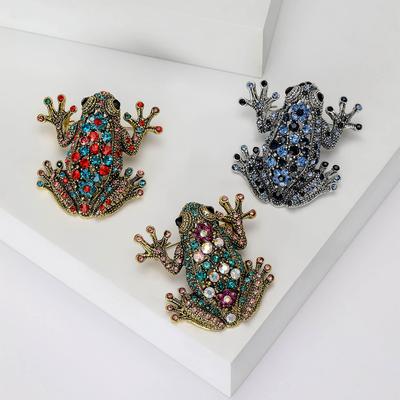 Yaratıcı Hayvan Korsajı Retro Yapay Elmas Kurbağa Broş Üst Düzey Kişilik Moda Giyim Aksesuarları Pin
