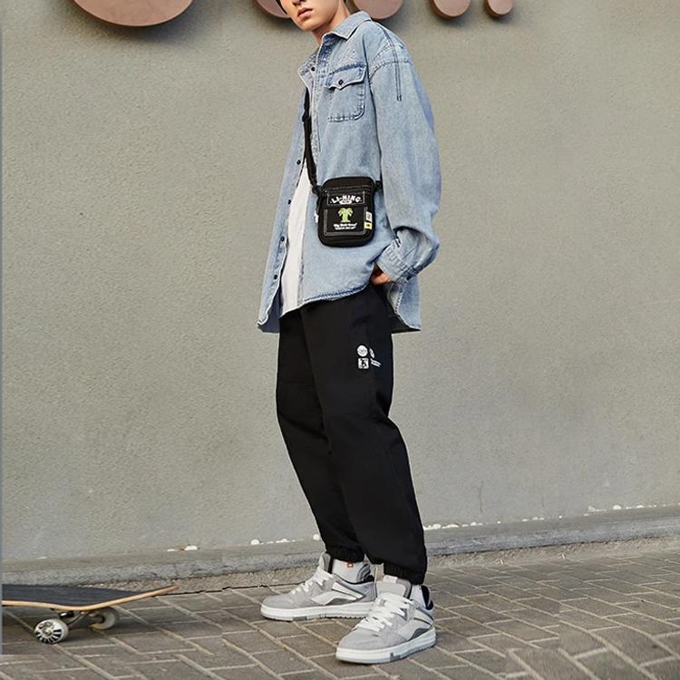 Li-Ning Skateboard Series Logo Embroidered Washed Denim Shirt Men Tops Light-Blue ASHS011-1