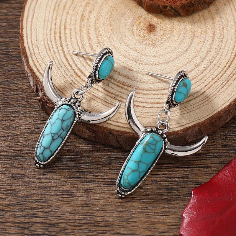 European Retro Geometric Bull Head Turquoise Stud Earrings for Women
