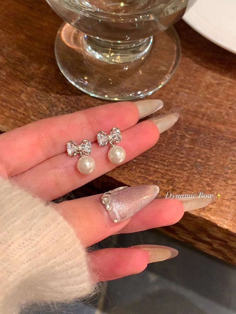 Unique 925 Silver Butterfly Zircon Pearl Stud Earrings for Women - High-End Fashion Jewelry