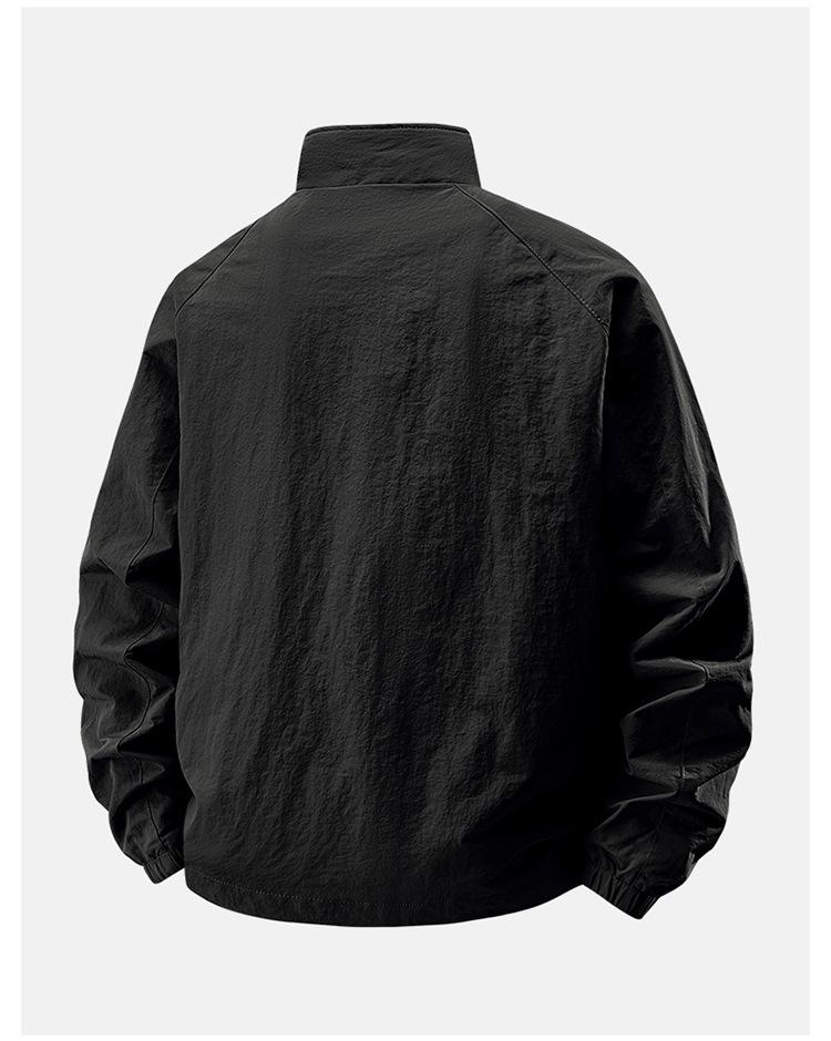 Men's Cross-Season Casual Outdoor Jacket - Versatile Loose Fit for Spring and Autumn Sports or Mountaineering.