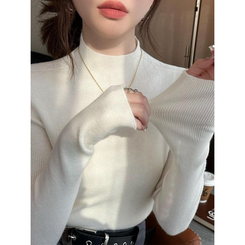 2026 Spring Women's Soft Wool Half-High Neck Slimming Knit Top
