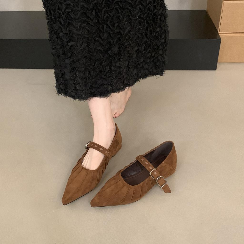 French Pointed Temperament Shallow Mouth Inner Height Increase Single Shoes Women's 2025 New Evening Wind One-word Buckle Commuter Mary Jane Shoes
