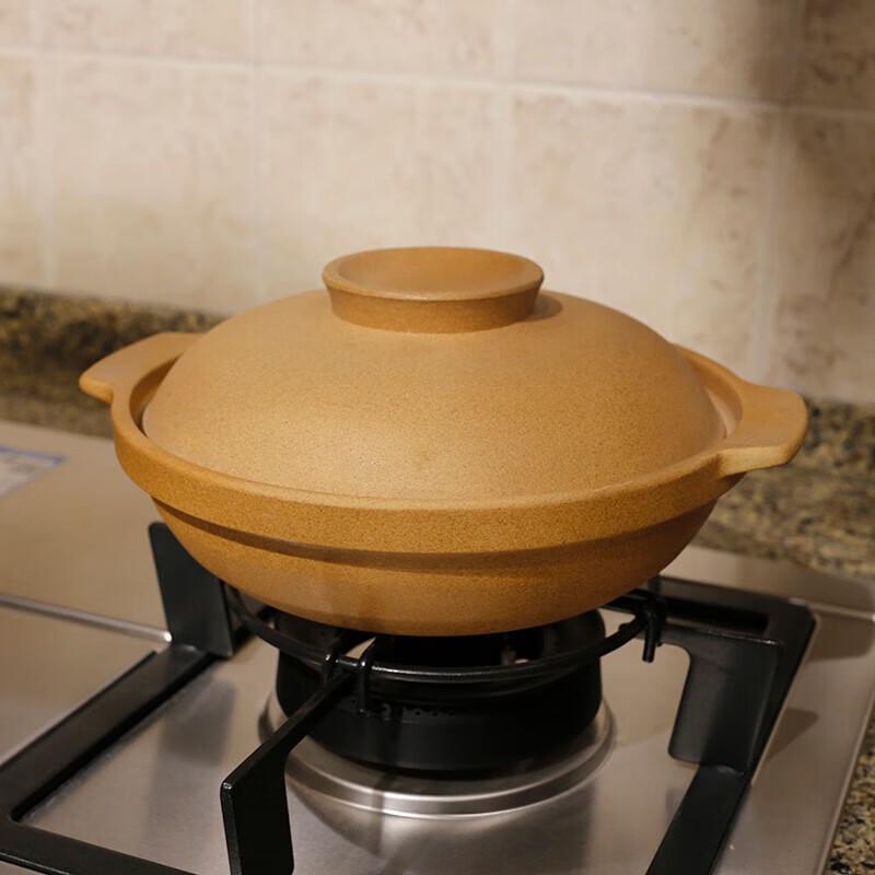 Shiny Clay Pot for Gas Stoves