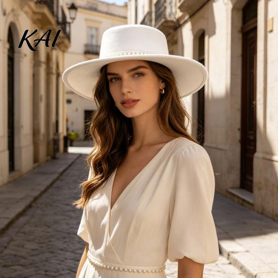 Luxury Faux Pearl Trimmed Hat Wide Brim Wool Felt for Women, Vintage Flat Top Fedora with Trim, Elegant Winter Cap Autumn Fashion Accessories Stylish