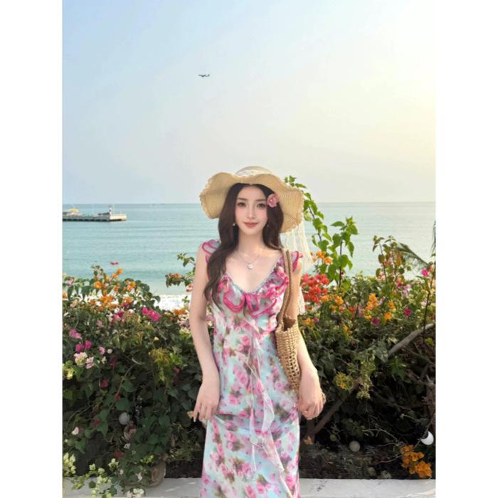 Summer New Lotus Leaf Edge Seaside Vacation Style Photo Dress Design Sense Super Fairy Temperament V-neck Floral Tea Break Dress