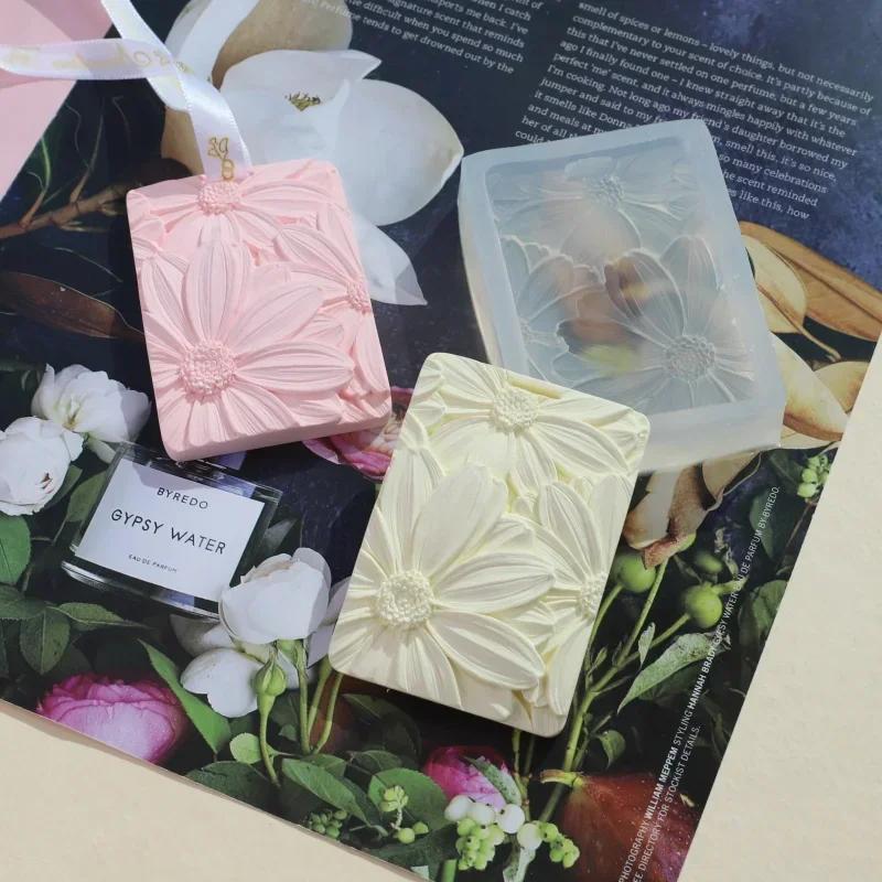 Daisy Flower Silicone Mold DIY Rectangle Scented Gypsum Pendant Ginkgo Leaf Handmade Aromatherapy Wax Tablets Soap Clay Molds