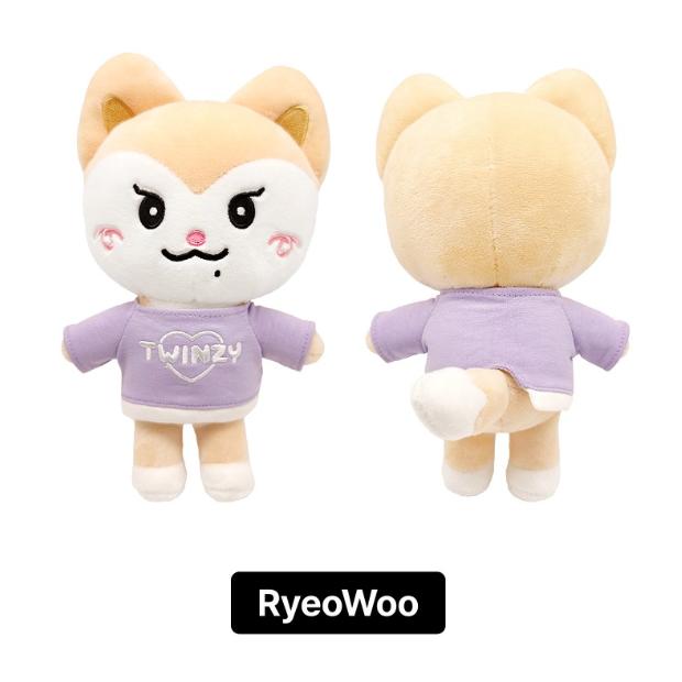 

Pre-order ITZY ON AIR Get POP-UP TWINZY Plush Original ver. RyeoWoo