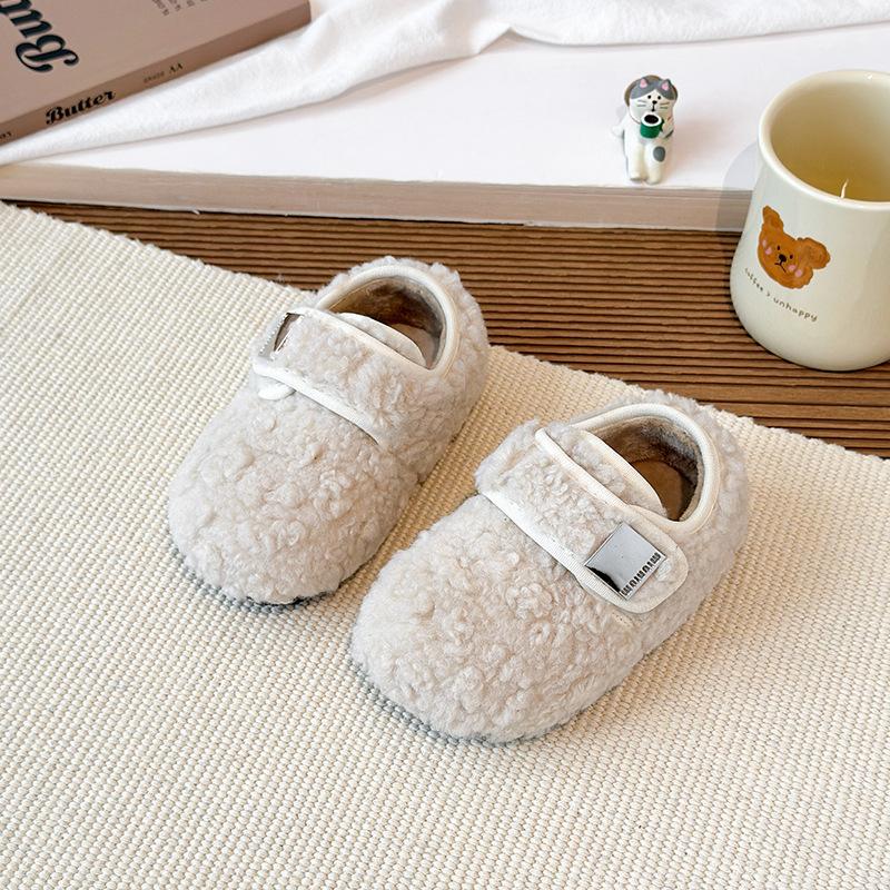 

Girls outdoor furry shoes, new autumn and winter style, soft-soled, non-slip, wool-lined, warm cotton shoes, loafers for little girls 21Inner Length13.5cm