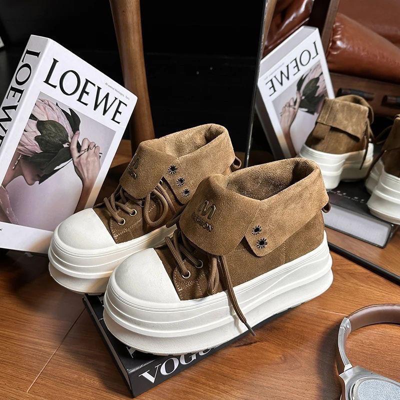 Women's High-Top Retro Frosted Lace-Up Martin Boots with Thick Soles, Height-Increasing Design, 2025 Edition