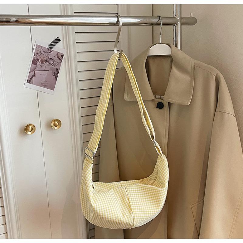 Korean version of simple nylon shoulder bag new foreign style plaid dumpling bag versatile casual light messenger bag women