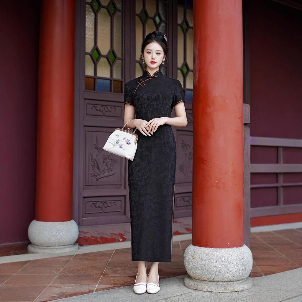 2025 Spring/Summer Red Cheongsam Long Dress - Chinese Style, Short Sleeve Performance Costume