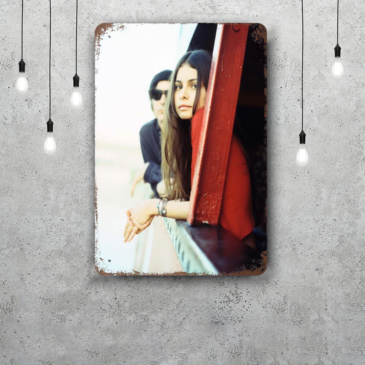 

hope sandoval Decor Poster Vintage Tin Sign Metal Sign Decorative Plaque for Pub Bar Man Cave Club Wall Decoration 20x30cm（7.8x11.8inch）