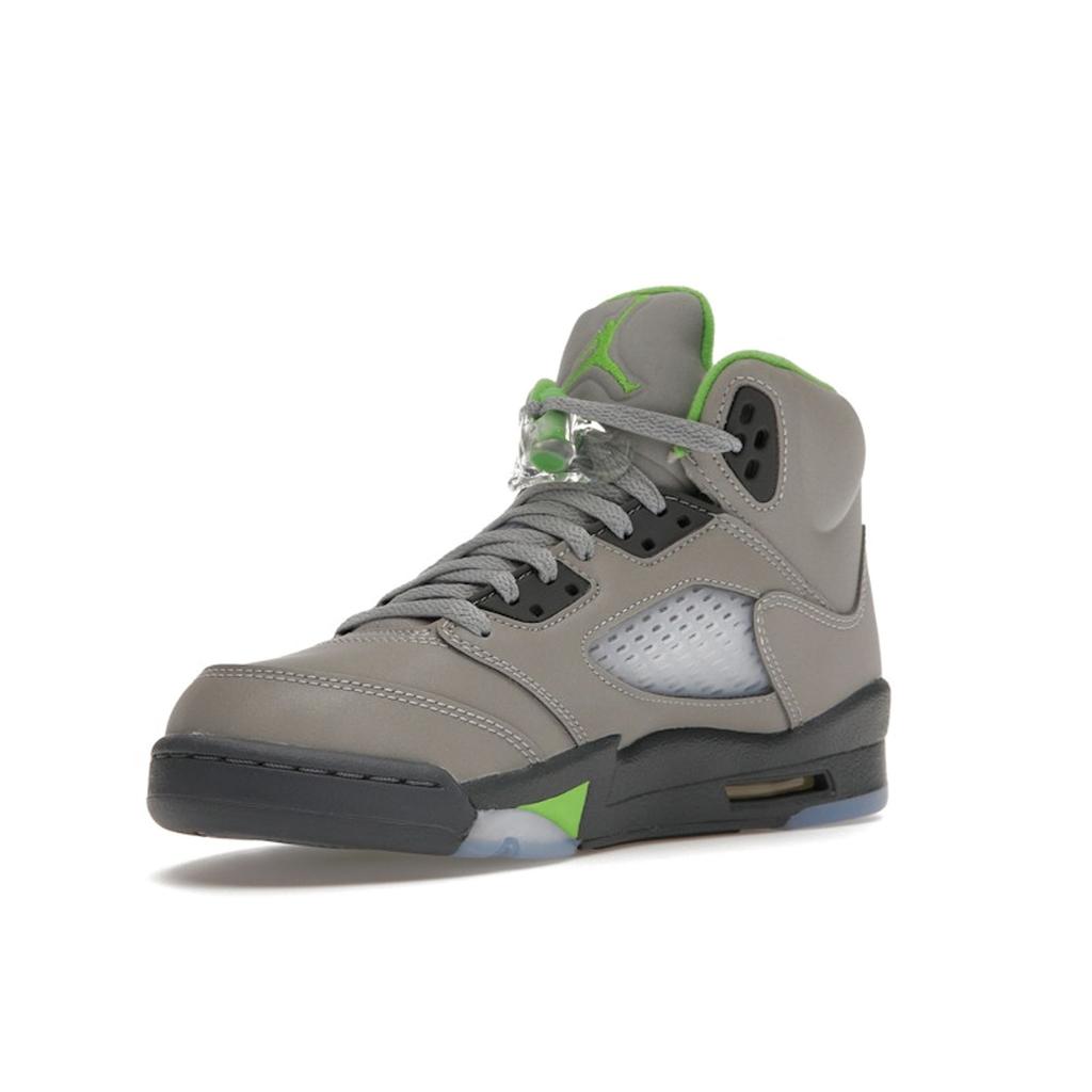 Air Jordan 5 Retro GS Green Bean 2022 Kinder-Sneaker Grau Silber Flintgrau DQ3734-003