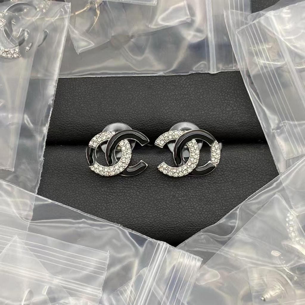 Xiangjiejie 2025 Silver Earrings: Niche Design, Small, Exquisite, and High-Temperament