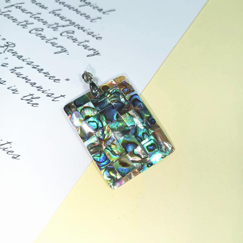 Shell Pendant Necklace With Geometric Shapes For Vintage Jewelry Lovers