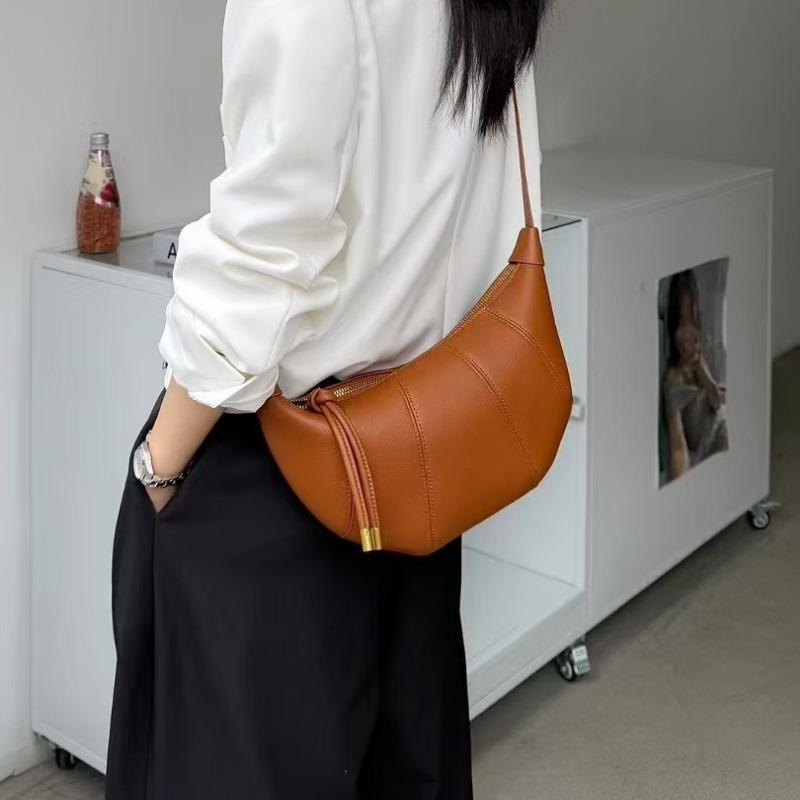

Genuine Leather Cowhide Ladies Dumpling Bag Crossbody Bag Commuter Women s Bag One Size білий