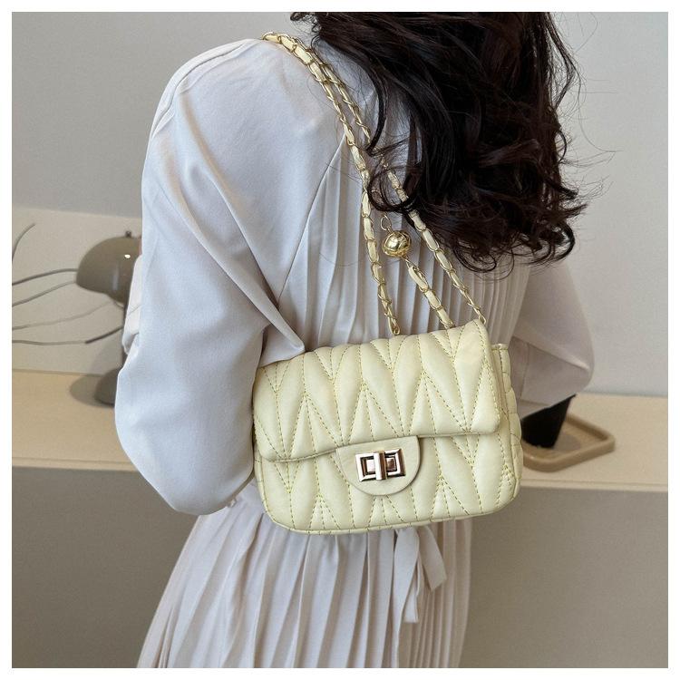Faux Leather Quilted Chain Bag for Women, Minimalist Crossbody Square Purse, Soft Single Strap Shoulder Handbag KTB