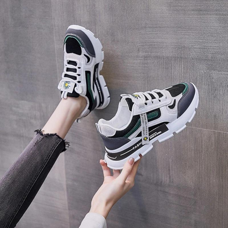 Pantofi de damă Tenis Femeie Broderie cu margarete mici Plasă respirabilă Sport ocazional Alergare de lux Pantofi vulcanizați de designer