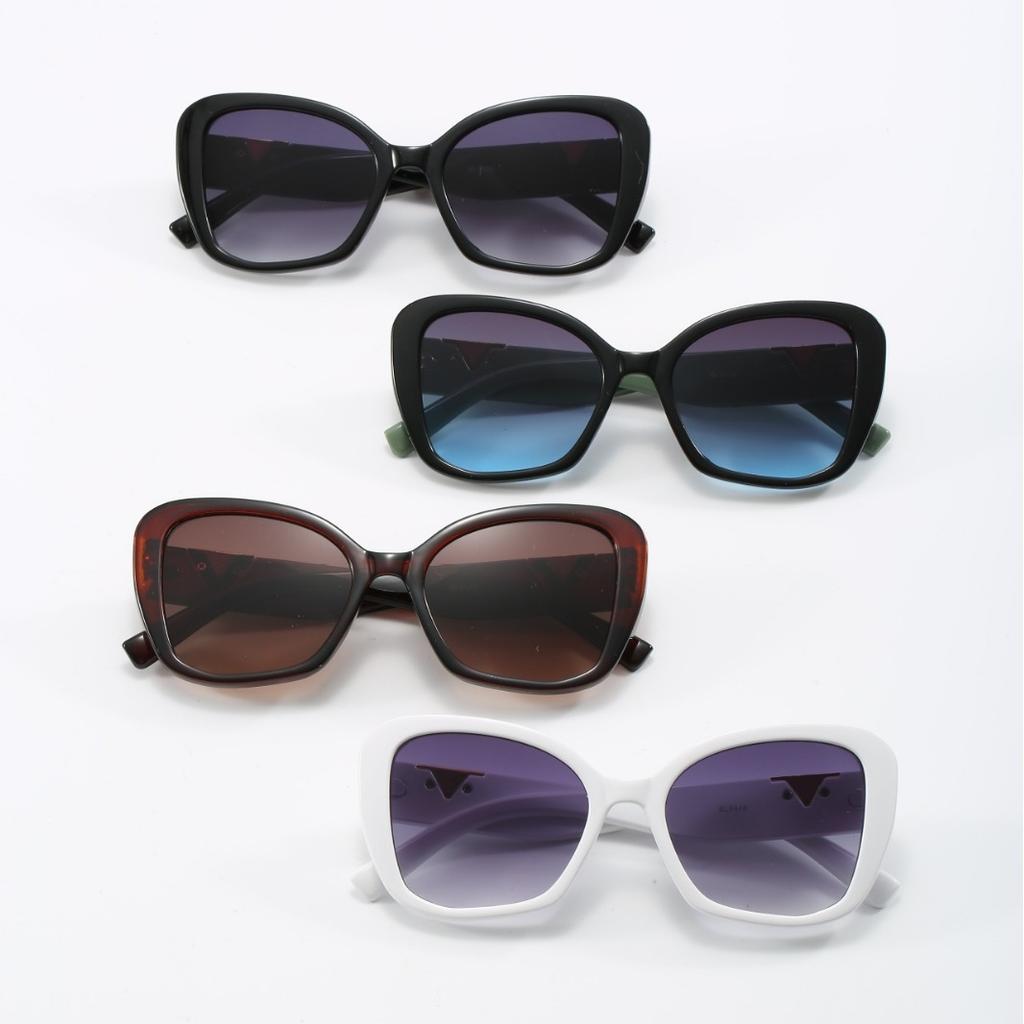 New Sunglasses Fashionable Square Street Photo Woman High-grade Cat's-eye Trend Sunglasses