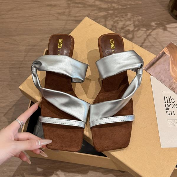 Fashion Square Toe Shoes Ladies' Slippers Women Heels On A Wedge Pantofle Luxury Slides Soft High 2025 Designer Rome Fashion On A Wedge