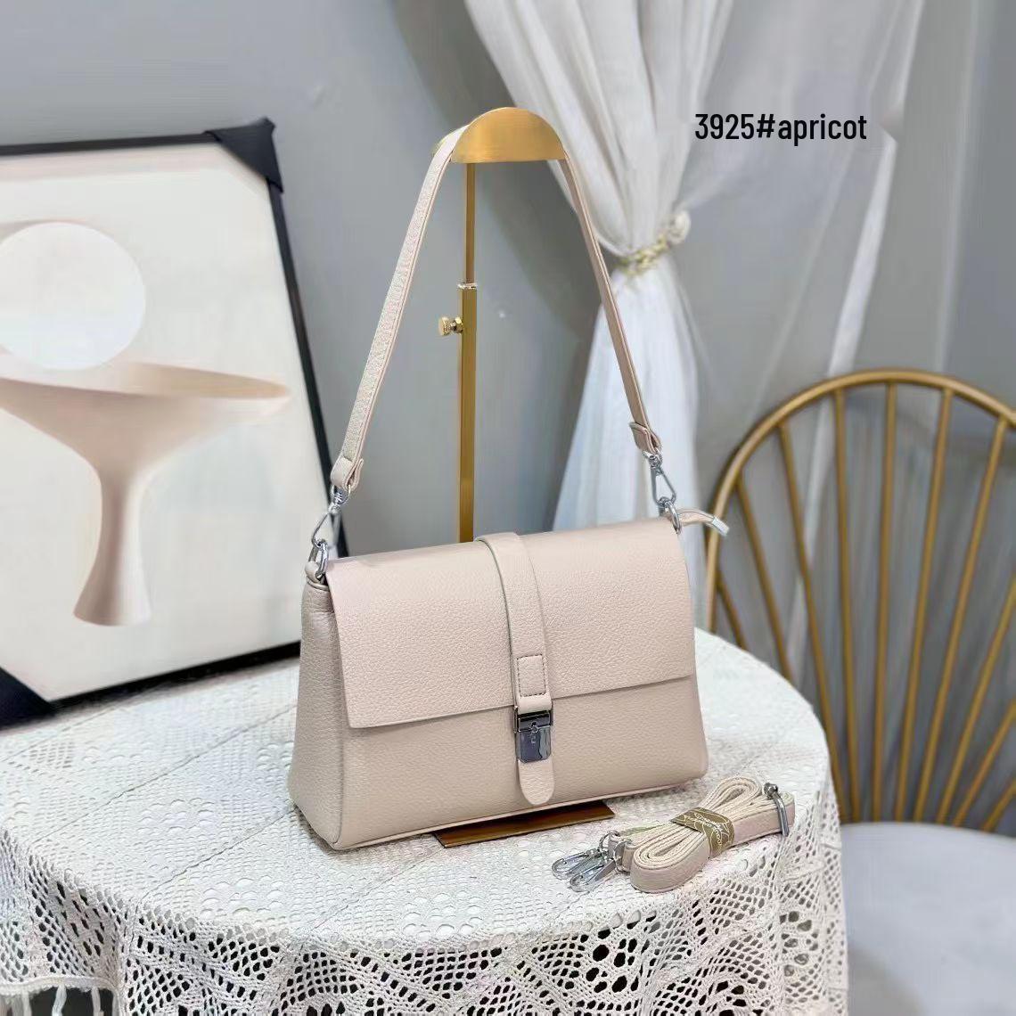 

Versatile 2025 Women s Commuter Bag: Classic Underarm, Shoulder, Crossbody Handbag