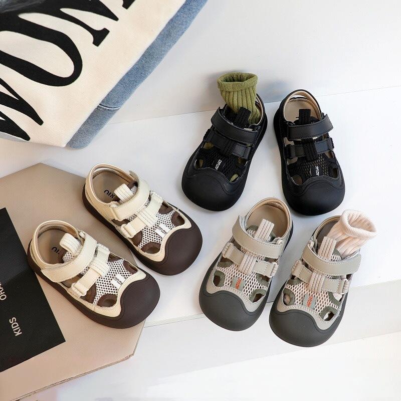Boys Baotou sandals 2025 summer new children's beach shoes soft sole Korean version breathable girls sports sandals network