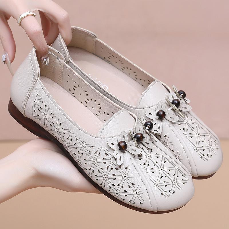 Shoes Single Shoes Summer Breathable Sandals Middle-aged and Elderly Women Hollow Leather Shoes Non-slip Soft Sole Comfortable Hole Shoes