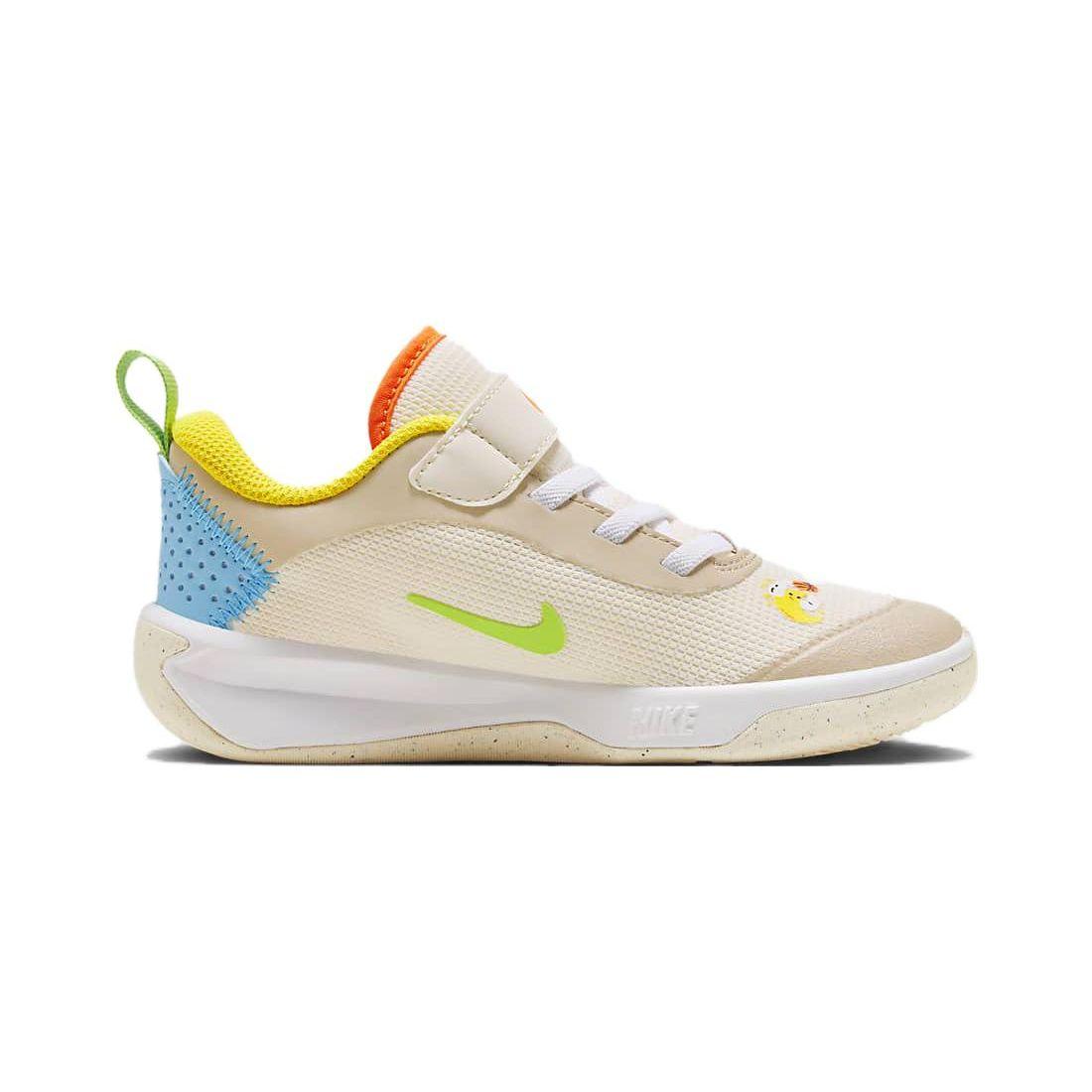 Детские кроссовки Nike Omni Multi-Court PS Play Freely кремово-белые с парусом FN8907-181 — фото 2