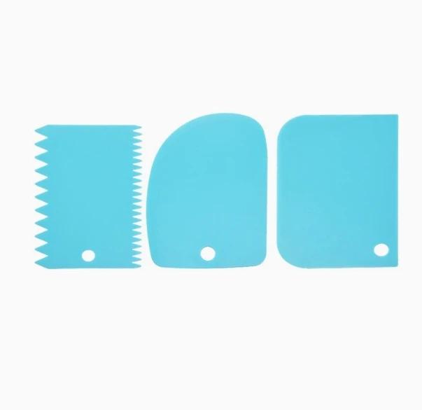

3pcs/set Baking dough cutting scraper Baking cream scraper Thickened cake cream plastic scraper Baking tool синій