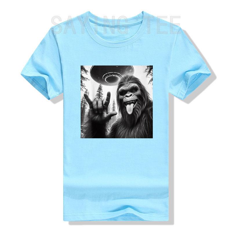 Funny Sasquatch Bigfoot Rock on Selfie with UFO Alien T-Shirt Humorous Father's Day Daddy Gift Short Sleeve Awesome Saying Tee