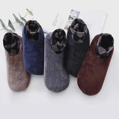 Haine pentru bărbați și accesorii – Șosete
