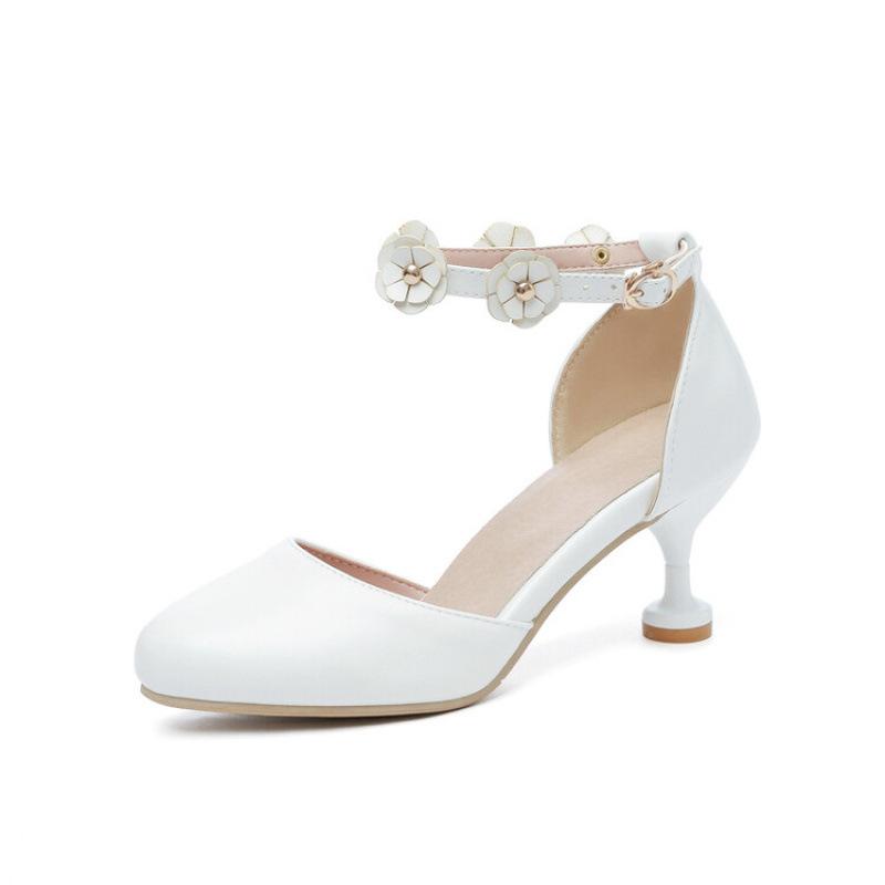 New princess sandals middle and older children's student performance shoes little girl children's sandals pink lolita girls sandals