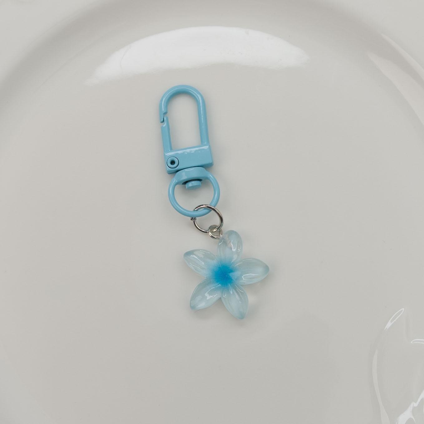 

Красочный Прозрачный Брелок для Ключей в Виде Цветка Женский Милый Шарм для Сумки и Украшение для Наушников