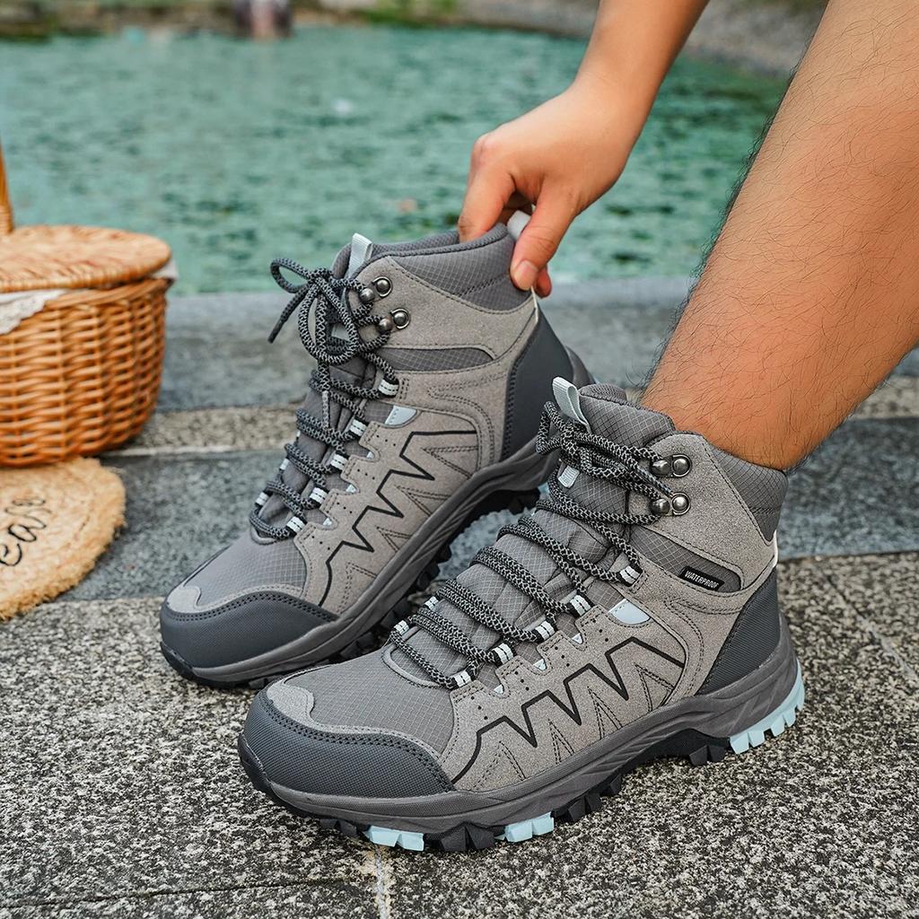 Hiking Shoes Men Outdoor Lace-up High-top Anti-slip Casual Sports Shoes Women Flat Breathable Shock-absorbing Men Shoes Women