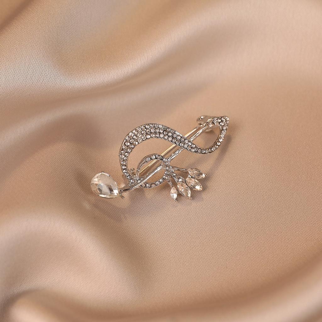 Fashionable Creative and Personalized Note Brooch Alloy Diamond-encrusted White-collar Suit Versatile Brooch Anti-glare Accessory