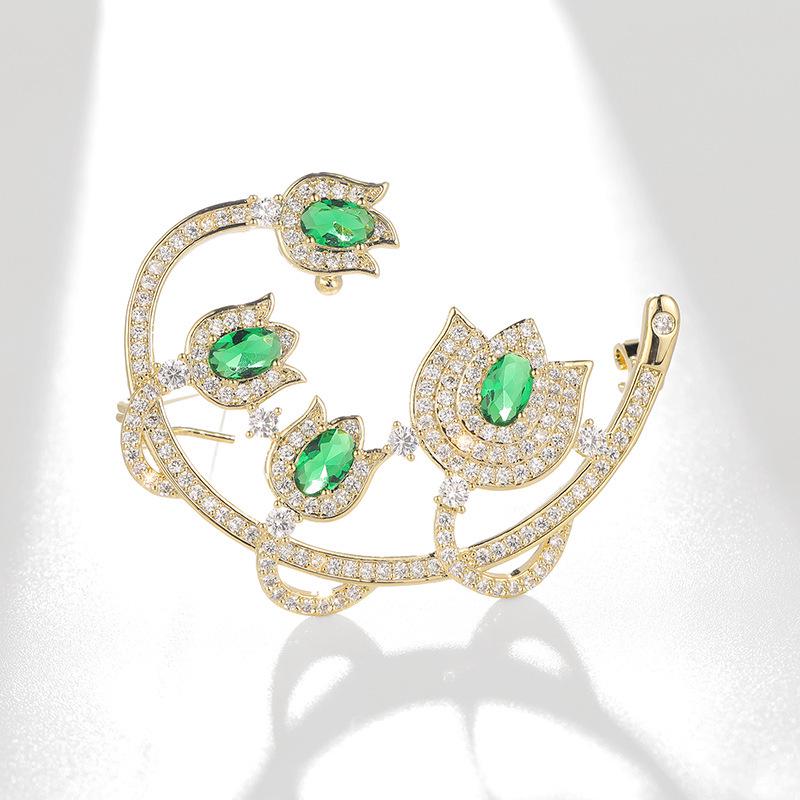 Bo Xin Yun Elegant Zircon Rose Brooch - Sophisticated Suit Coat Accessory Pin