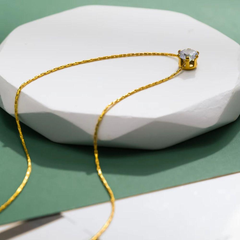Simple Pendant Necklace Titanium Steel Chain Necklace Fashion Zirconia Necklace for Woman