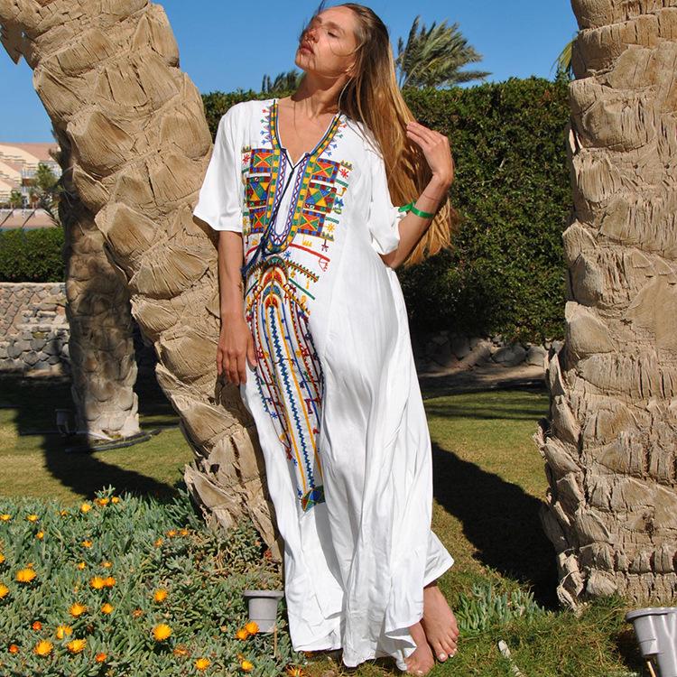 Women's Embroidered Rayon Beach Cover-Up Robe: Sun Protection for Seaside Vacations & Bikini Swimsuit Outerwear