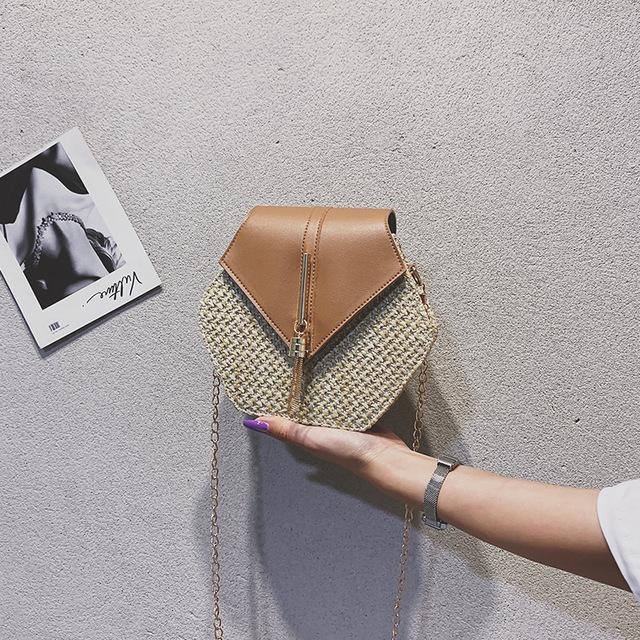 Summer Straw Bag Women Hexagon Chain Crossbody Bag Handmade Weaven Shoulder Bag Fashion Tassel Messenger Bag