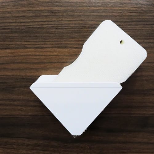 Towa Sangyo Magnetic Bathroom Bath Sponge Holder, Approx. 14 x 6.1 x 8.5 cm, Magnetic SQ, Floating Storage, Rust-Resistant Resin Sponge Holder