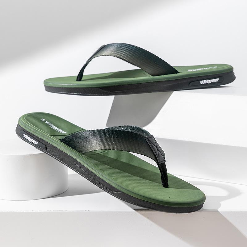 2024 Korean Style Men s Non-Slip Summer Beach Flip-Flops - Wear-Resistant Fashion Thong Sandals