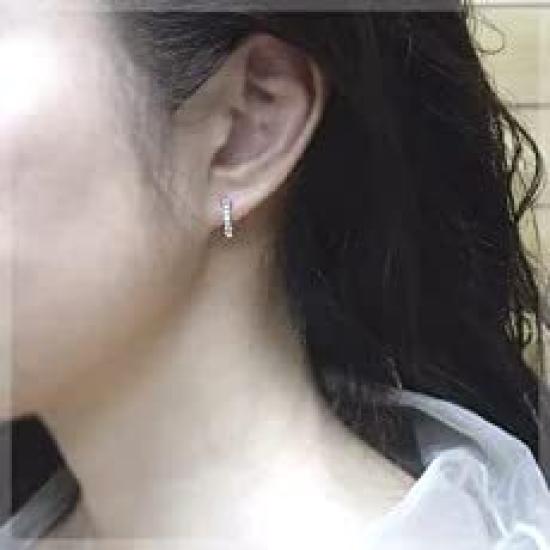 K18 Eternity Diamond Hoop Earrings with Fine Line White [Rug Jewelry] [Lugejewelry] 0.2ct [K18WG] [K18 Gold] [Gift Wrapped] [Warranty Included]