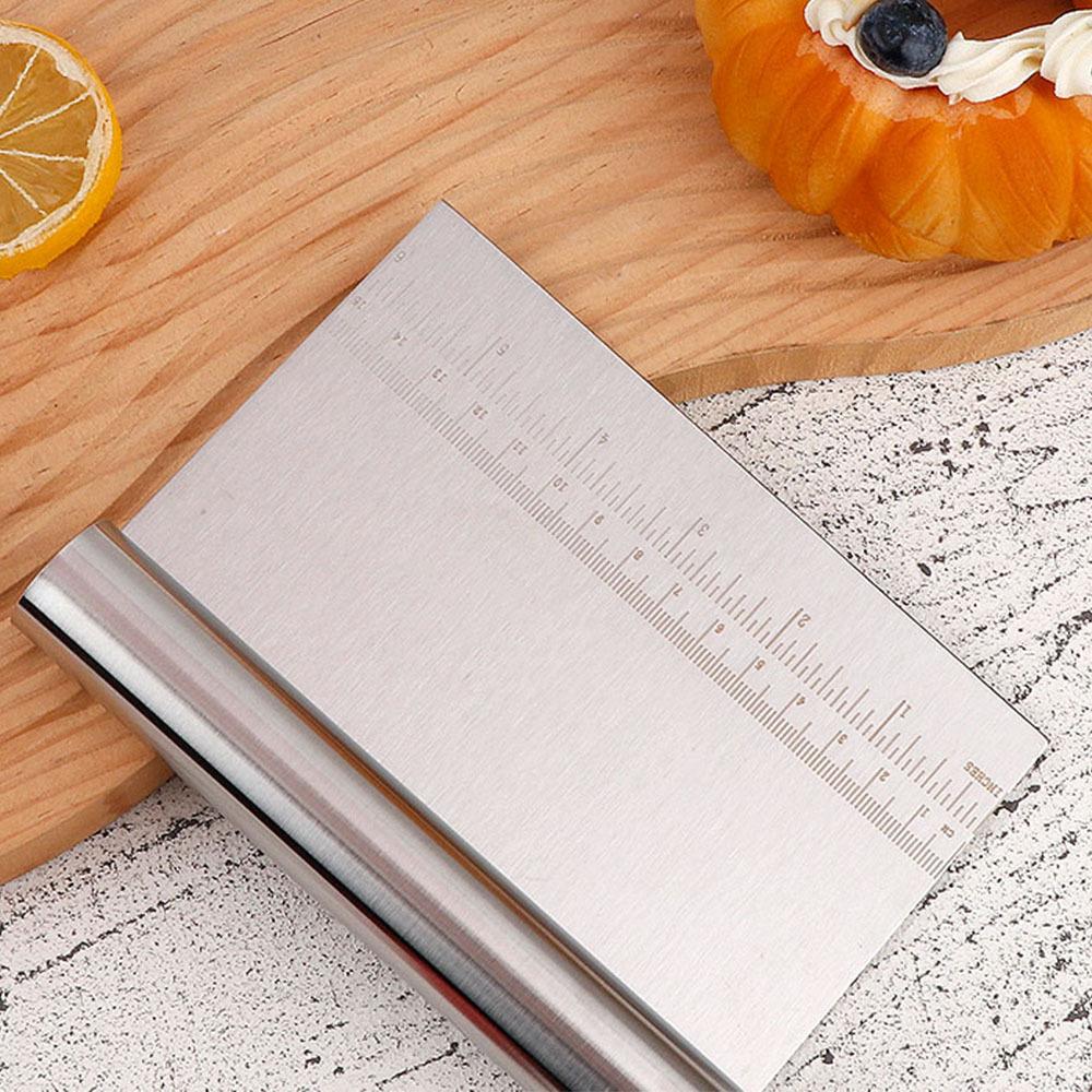 Škrabka na těsto a mouku z nerezové oceli na pečení