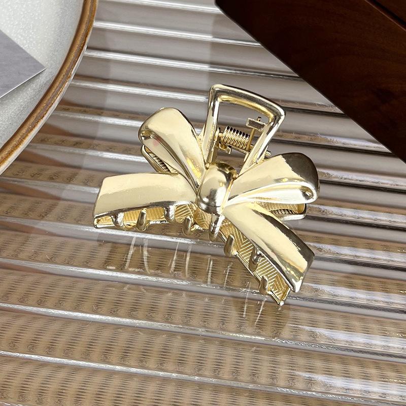 UXSL New Women Simple Metal Bow Hair Claws Vintage Sweet Hair Clips Shark Clip Female Fashion Hairpin Barrettes Hair Accessories