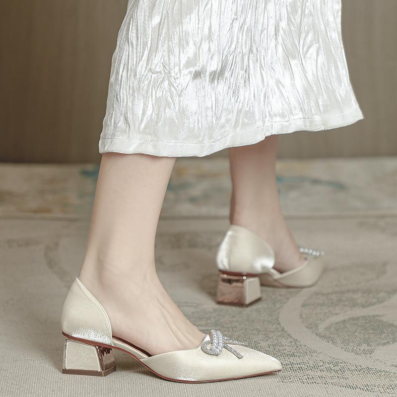 

Baotou sandals women s new pointed high heels medium heel thick heel fashion hollow single shoes 39 бежевый