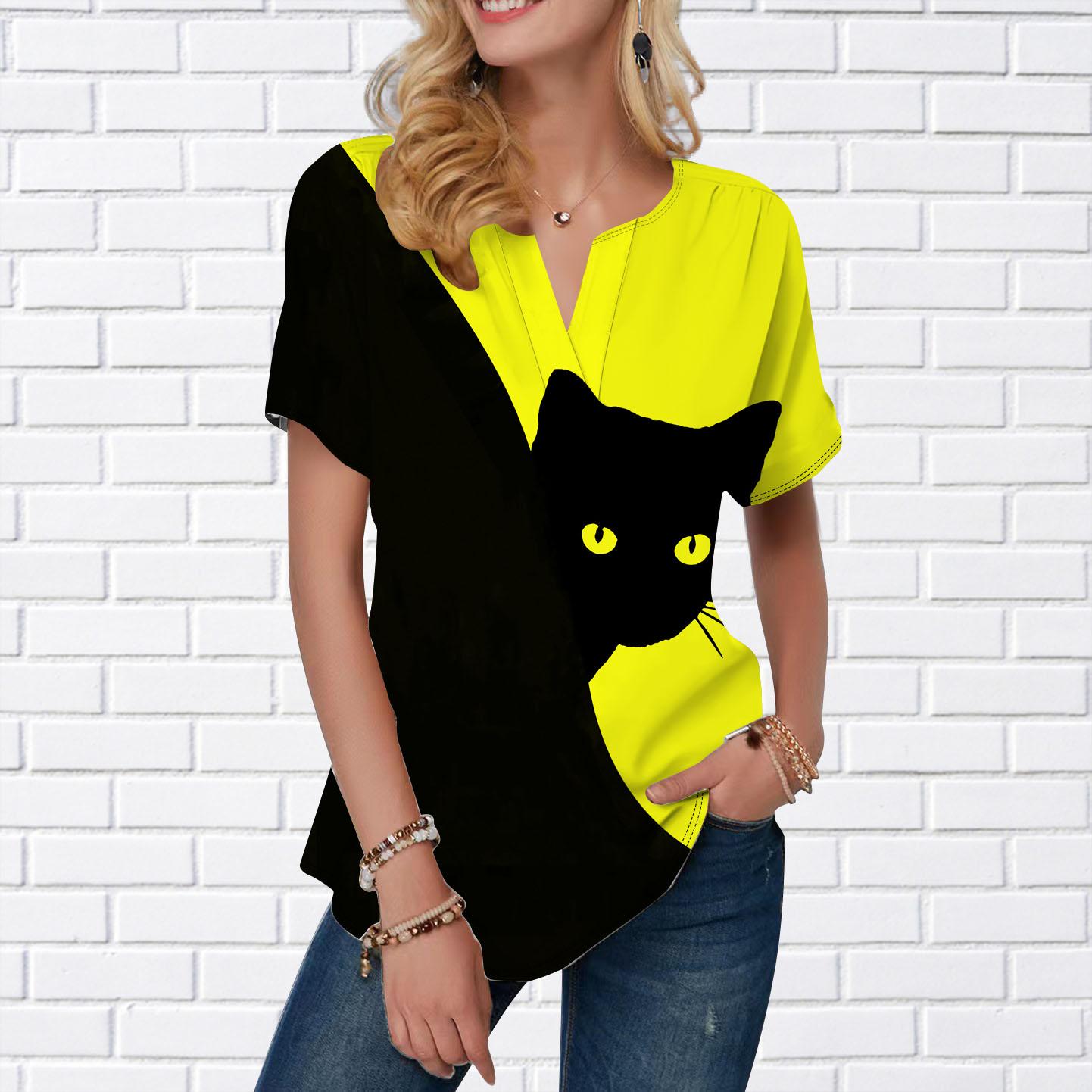 Женская летняя футболка с принтом черной кошки — фото 3