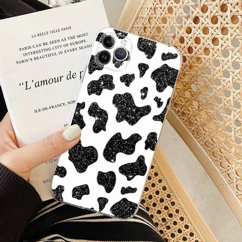 White Black Cow Symbol Print Phone Case Silicone Soft for iphone 14 13 12 11 Pro Mini XS MAX 8 7 6 Plus X XS XR Cover