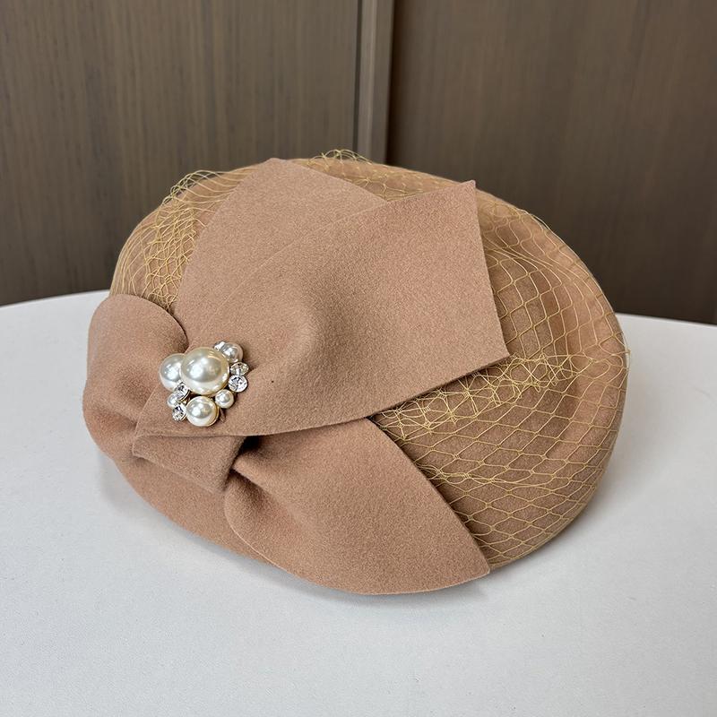 Pillbox Hat Vintage Fascinator Hat Women White Wool Felt Beret Cap Bridal Wedding Party Mesh Pearl Fedora Stewardess Hat Pillbox